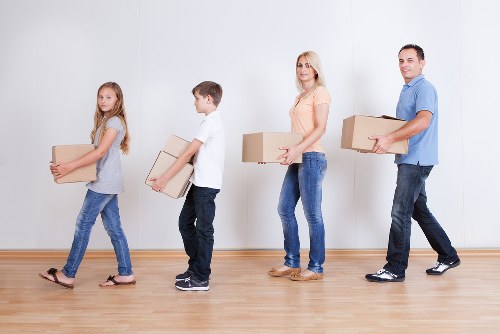 Packing and loading services for a move in Highbury